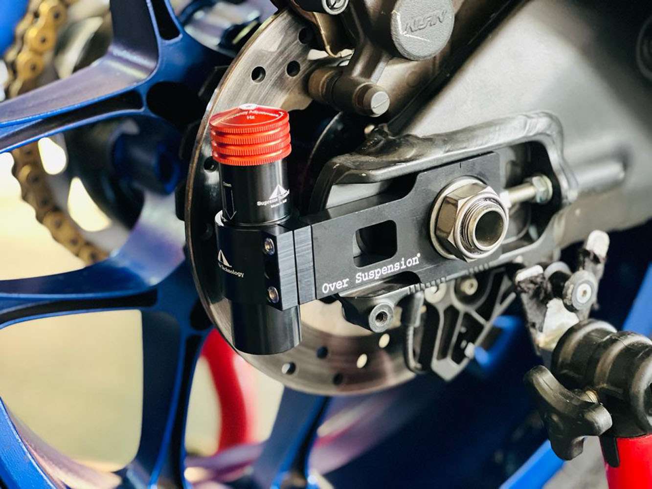 Oversuspension dispositivo gravitacional para motos