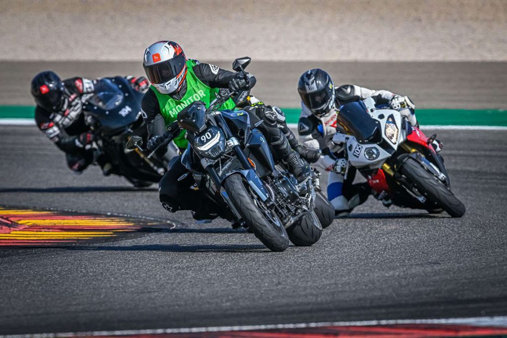 Servicio Curso conducción Básico - Motor Extremo