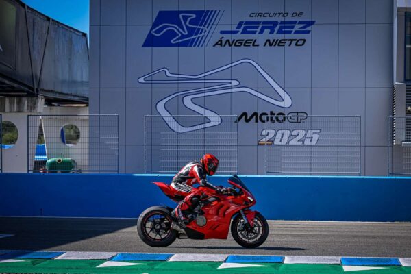 Fotografías tandas del Circuito de Jerez – Octubre 2025
